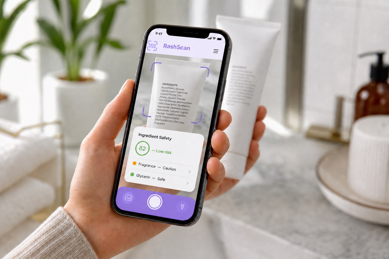 RashScan app scanning the ingredient list of a skincare product and showing a low-risk ingredient safety score